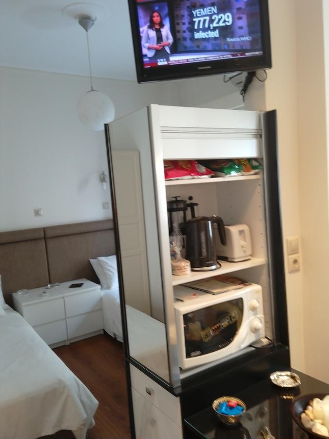 Be My Guest Apartment Athena Bagian luar foto