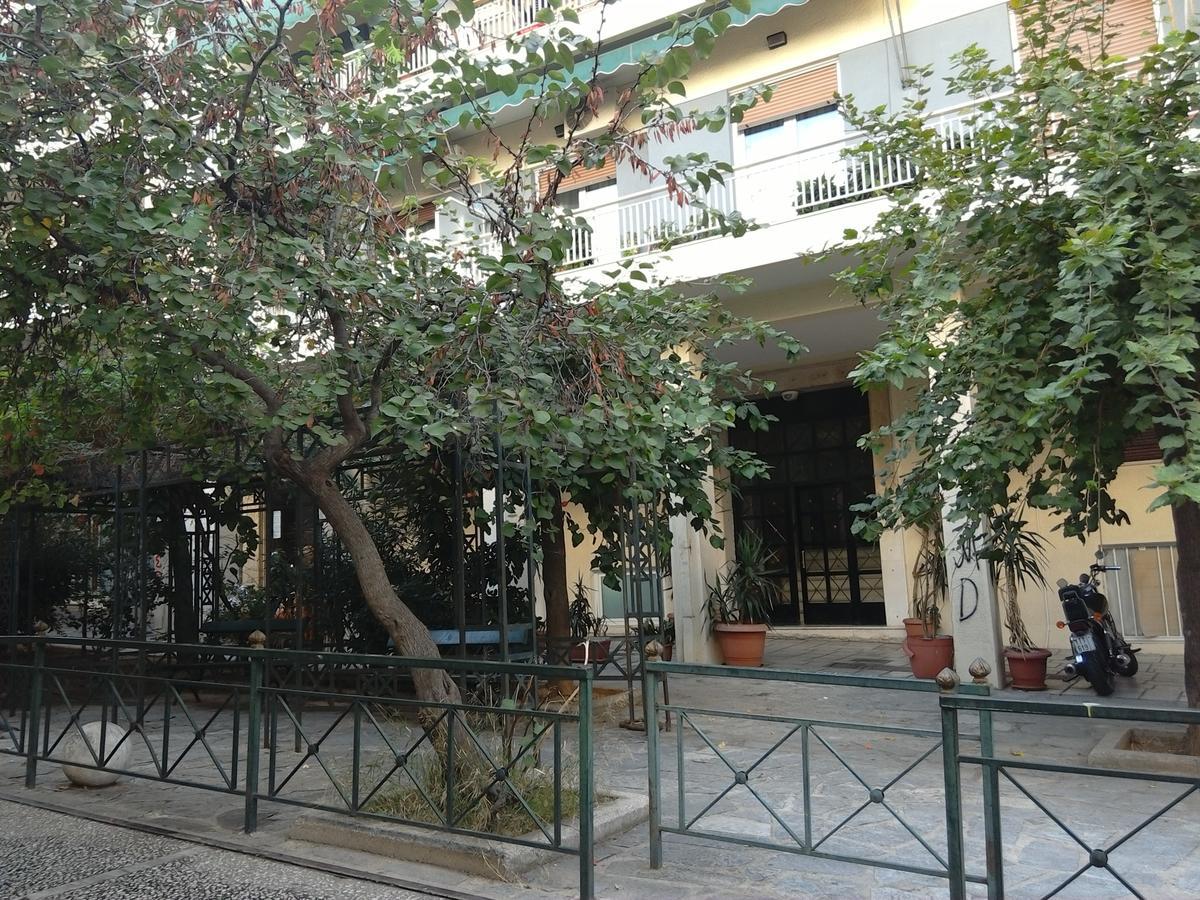 Be My Guest Apartment Athena Bagian luar foto